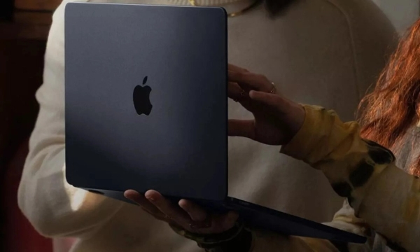 MacBook Pro M3 giữ thiết kế nhôm nguyên khối sang trọng